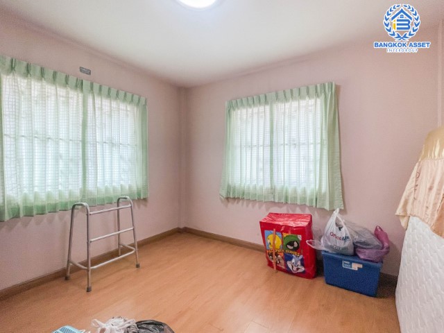 *****บ้านเดี่ยวมือสองย่านกรุงเทพฯ ม.ชวนชื่น เพชรเกษม เนื้อที่กว้างขวางถึง 54 ตร.ว. ฟังก์ชัน 3 ห้องนอน 2 ห้องน้ำ 2 ที่จอดรถ แถมฟรี! 1 เครื่องปรับอากาศ บนทำเลแห่งการเดินทาง เชื่อมต่อหลายเส้นทาง ถ.เพชรเกษม ถ.มาเจริญ ถ.พุทธสาคร ห้ามพลาด!